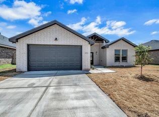 1002 Osprey Dr, Midland, TX 79706