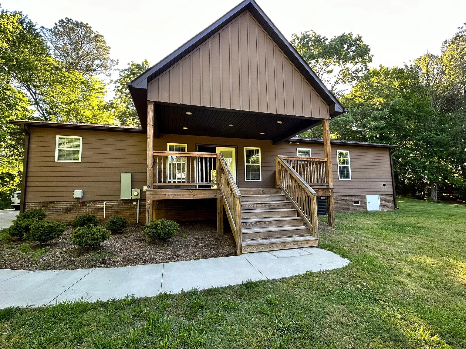 Country Ln, Mooresville — Photo 4