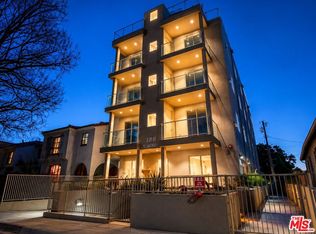 819 S Holt Ave #Penthouse, Los Angeles, CA 90035