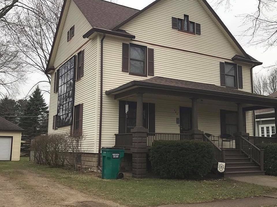 2nd image of 309 N Maple St