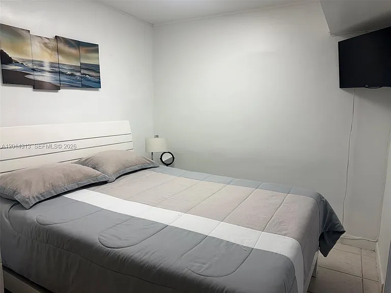 5401 Collins Ave #932 — Photo 13