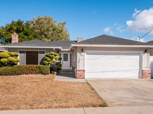20 Robin Way, San Carlos, CA 94070