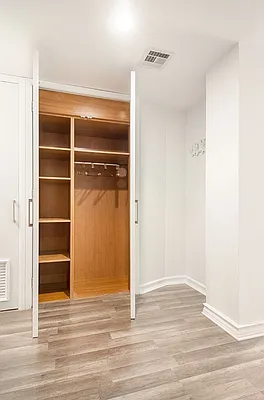 Sold by SR8 REALTY LLC | media 13