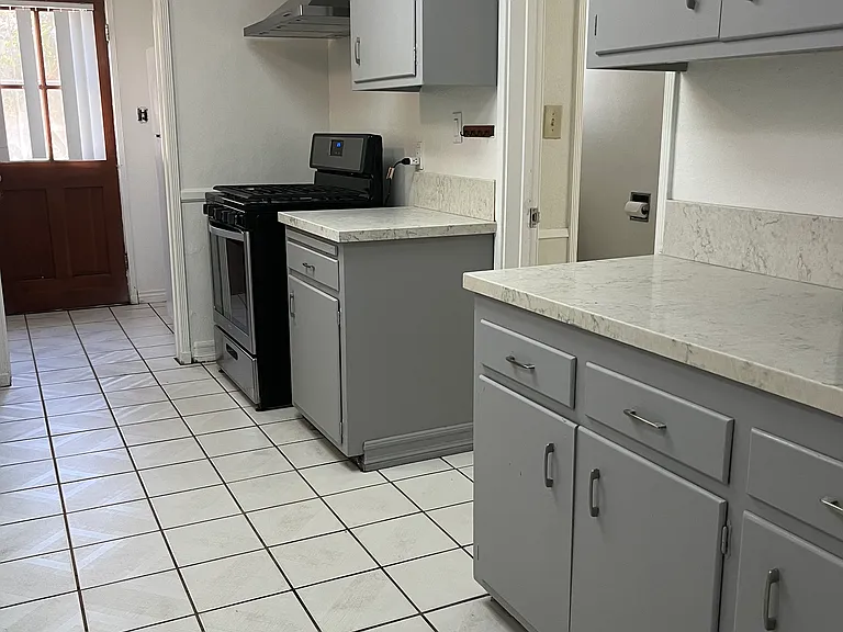 8000 Chase Ave — Photo 7