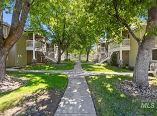 415 W State St, Eagle, ID 83616