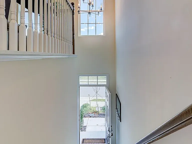 249 Grove View Dr — Photo 15