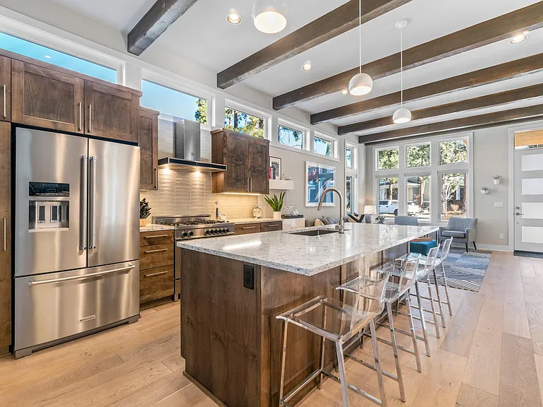 62719 Mehama Dr — Photo 10