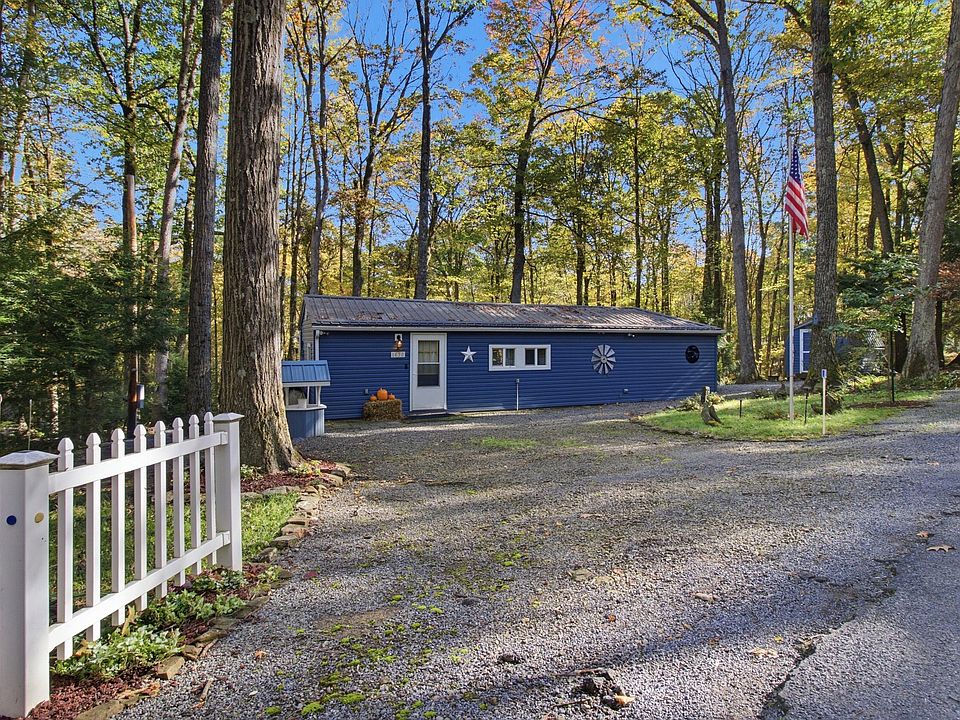 1st image of 1450 Pine Run Rd