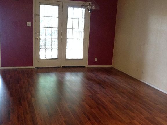 4th image of 8655 Datapoint Dr APT 406