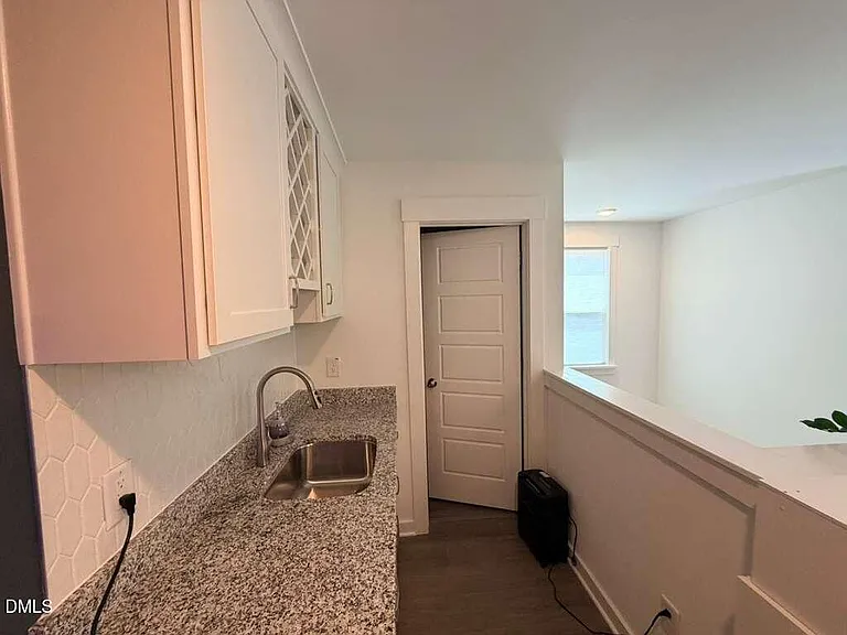 2222 Bohan Ct — Photo 37