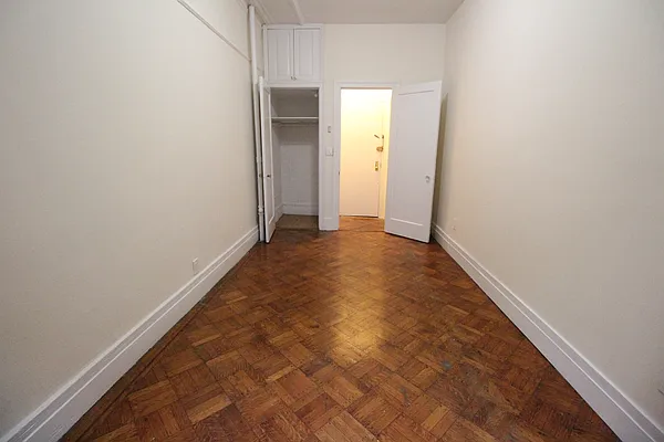 Rented by Luxor Homes & Investment Realty | media 18