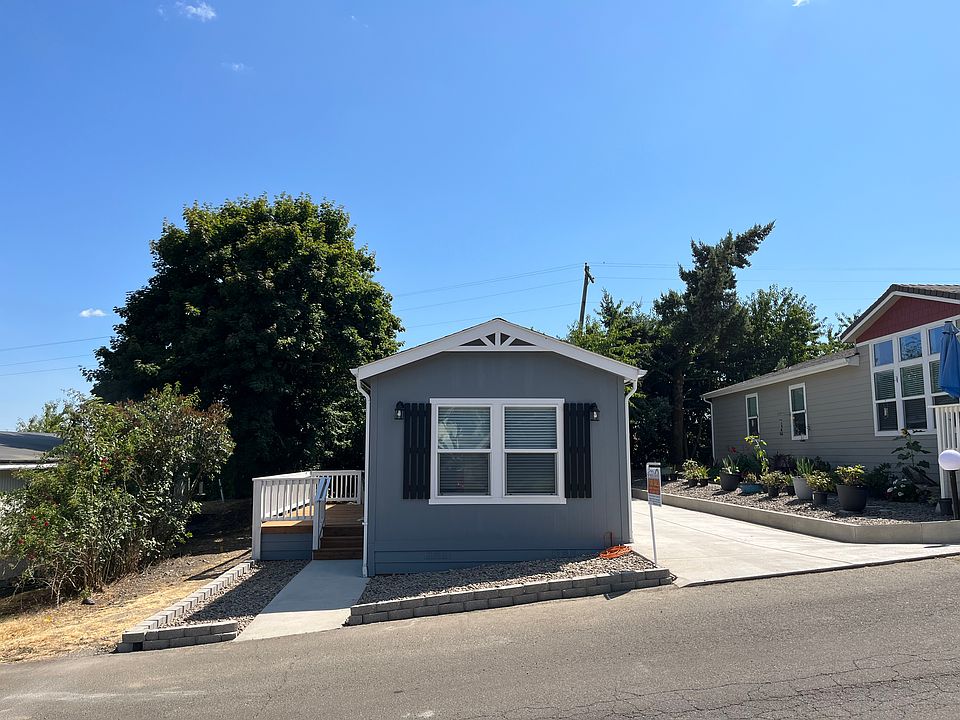 1st image of 5055 NE Elliott Cir Space 165
