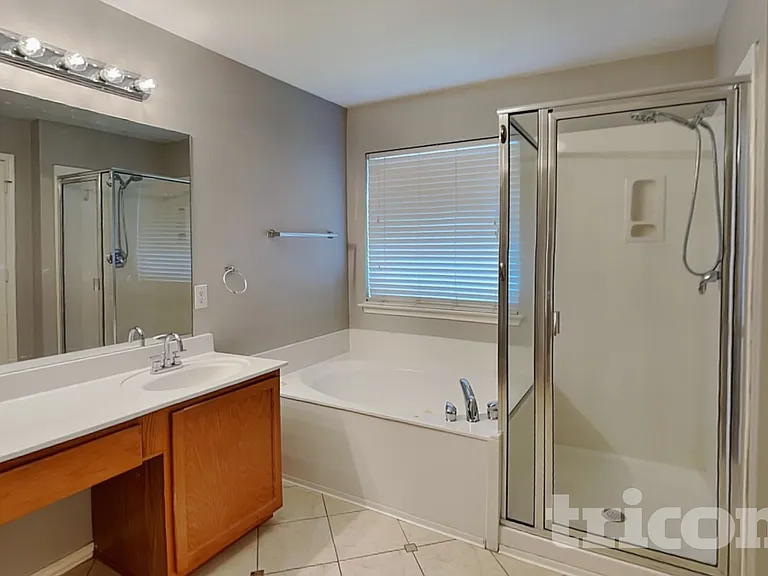 9622 Discovery Dr — Photo 10