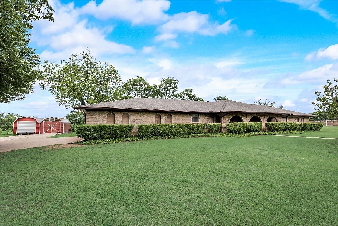 104 Red Bud Ct, Red Oak, TX 75154 MLS 20313167 Zillow