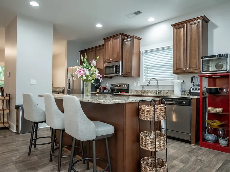 436 Park West Blvd — Photo 7