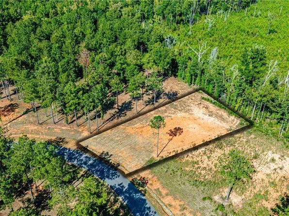 147 Falls Ln NE, Milledgeville, GA 31061