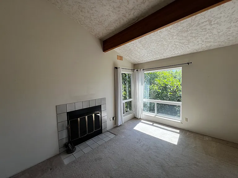 342 SW Hamilton Ct #342 — Photo 9