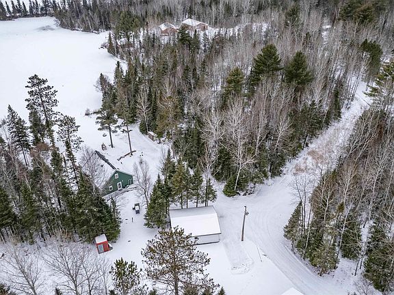 5th image of 1346 White Lake Dr
