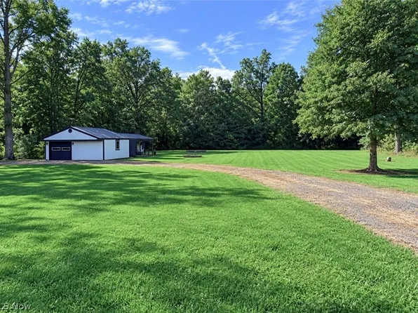 3081 Phalanx Mills Herner Rd, Southington, OH 44470