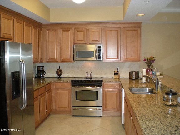 4th image of 932 1ST Street N #702