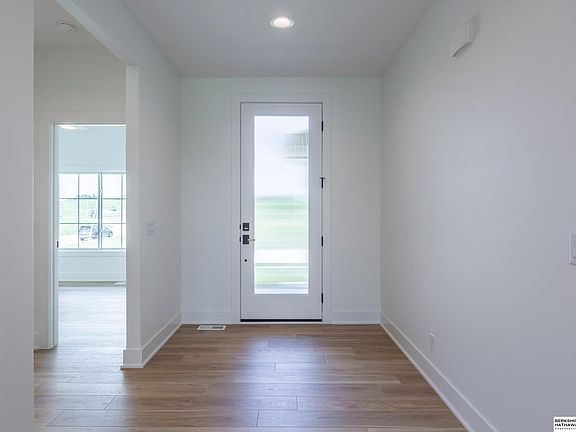 4th image of 18211 Acorn Dr