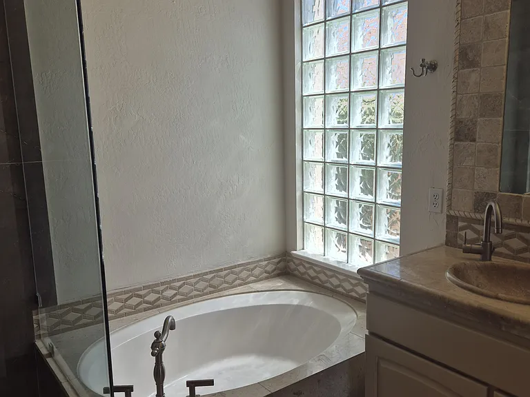 6333 E Viewmont Dr — Photo 26