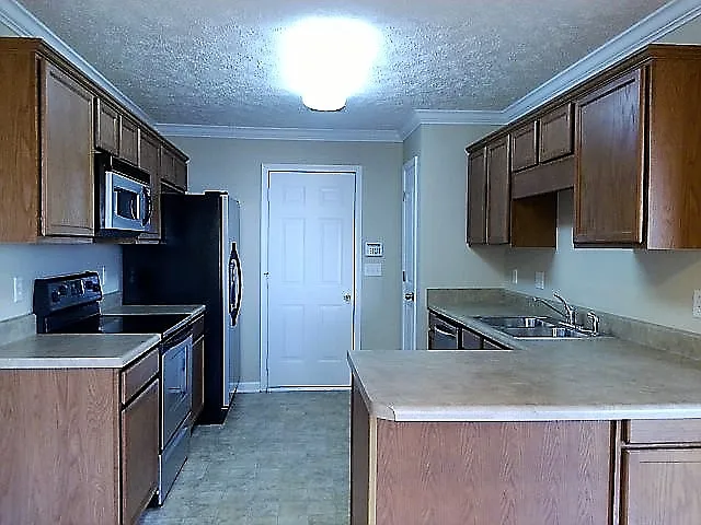 2108 Cason Trl — Photo 3
