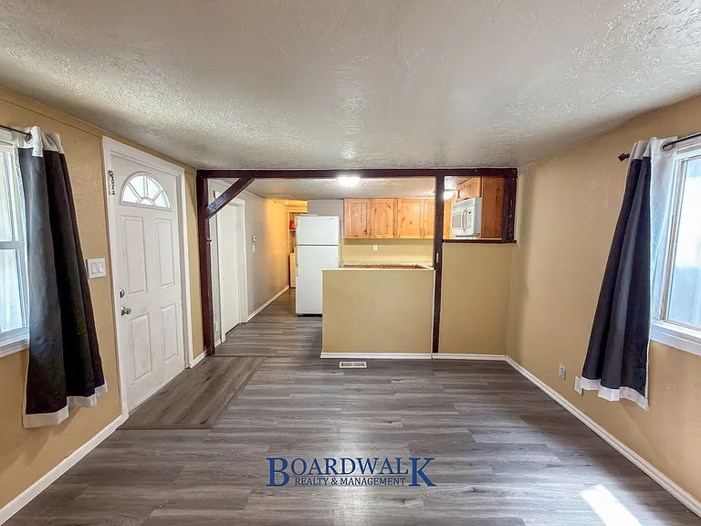155 W State St #3 — Photo 7