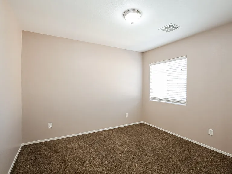948 Wembly Hills Pl — Photo 11