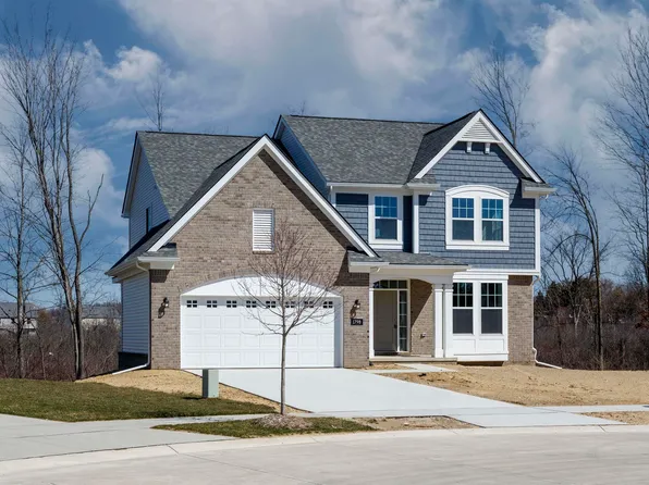 1798 Coral Ct, Wixom, MI 48393