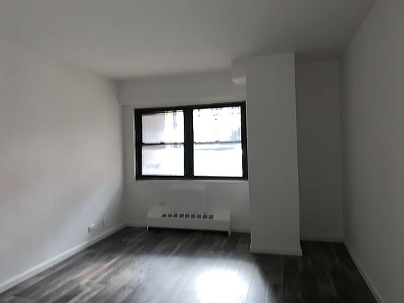 3rd image of 83-60 118th St #Gc