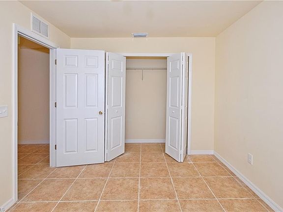 4th image of 602/604 SE 14th St