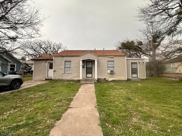 210 N 10th St, Gatesville, TX 76528