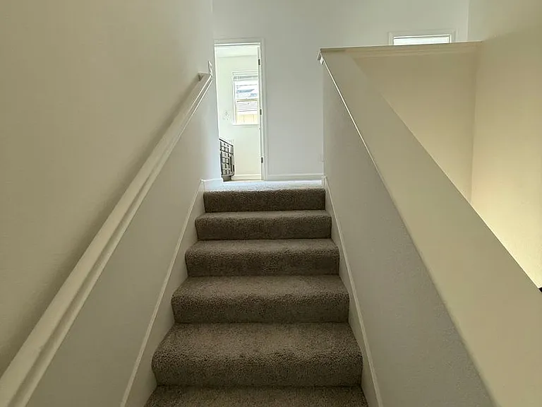 2460 Cinnabar Dr — Photo 6