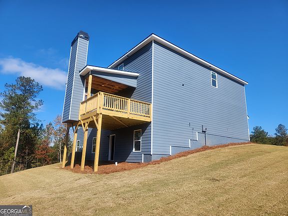 2nd image of 131 Post Oak Dr