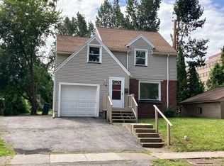 19 Dorbeth Rd, Rochester, NY 14621
