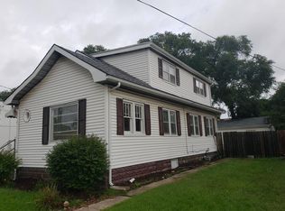 414 River Ln, Loves Park, IL 61111