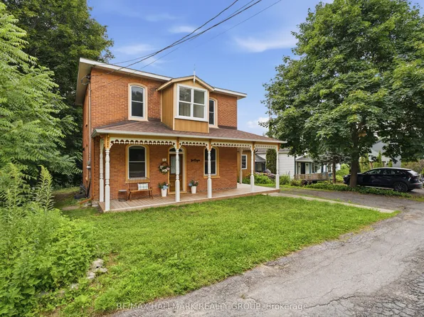 71 Union St, Champlain, ON K0B 1R0