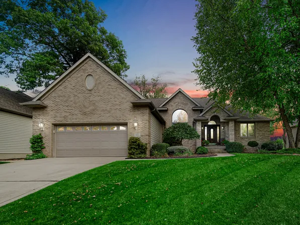 97 Scotscraig Dr, Valparaiso, IN 46385