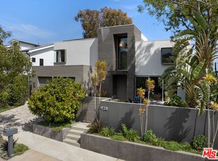 928 Las Lomas Ave, Pacific Palisades, CA 90272
