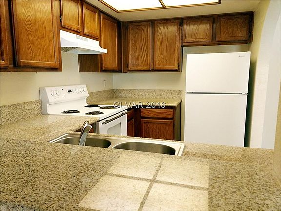 4th image of 6157 W Oakey Blvd