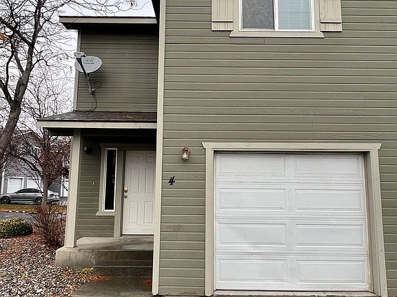 2nd image of 1626 & 1628 W Lee St #4