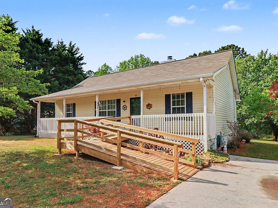 1st image of 108 Ravenwood Ln