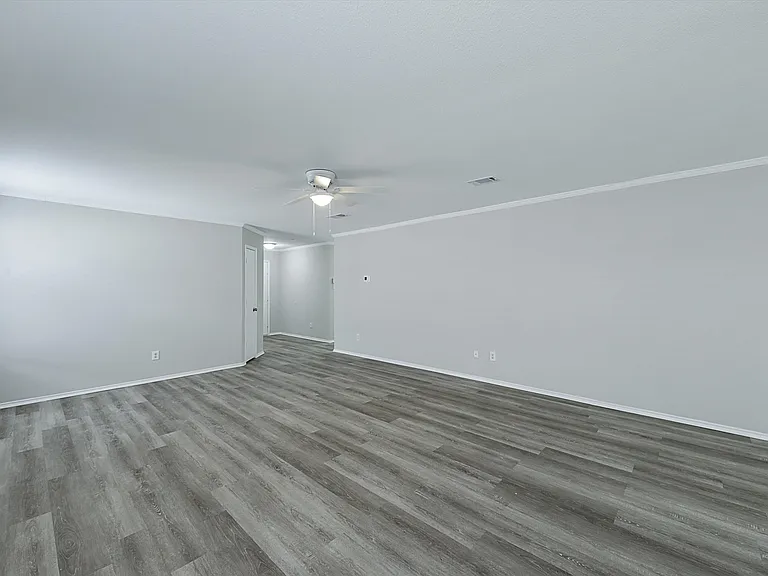 2508 Pecan Dr — Photo 10