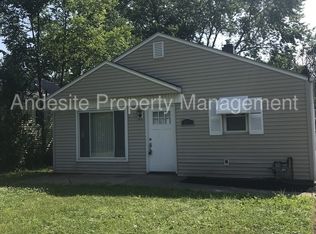 5055 Glenn Lodge Rd, Mentor, OH 44060