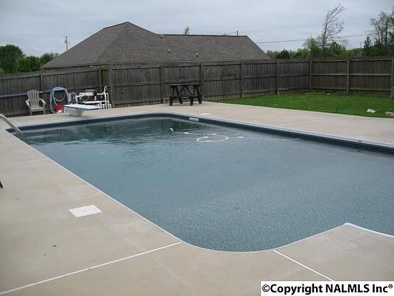 Large backyard w/ pool