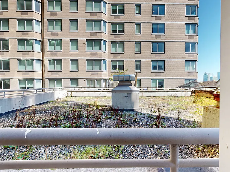 View 34 — Photo 91
