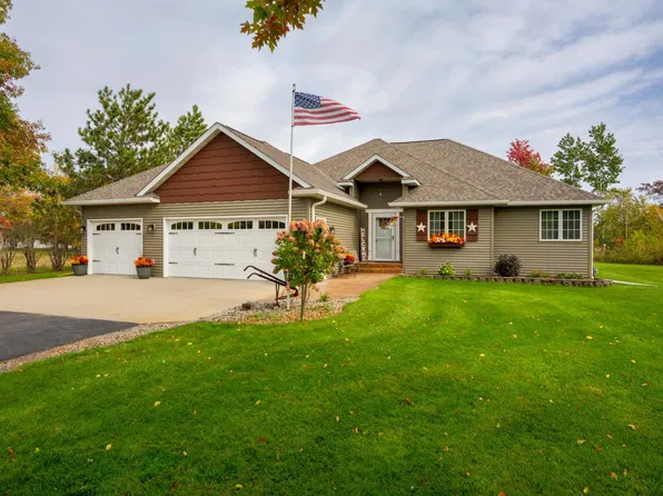 388 Kalee Ct SW, Bemidji, MN 56601