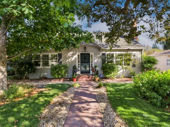 3867 Bartley Dr, Sacramento, CA 95822