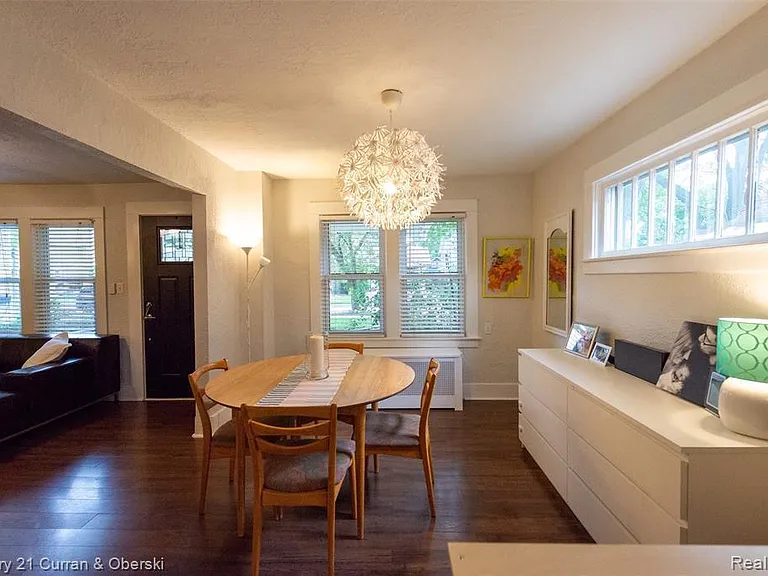 523 E Farnum Ave — Photo 20